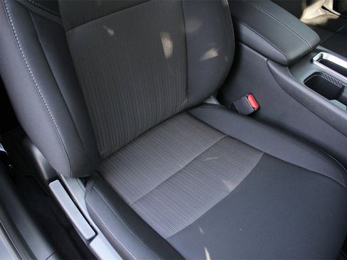 New 2025 Nissan Sentra SV w/ All-Weather Package image 32