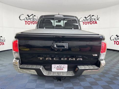 Used 2022 Toyota Tacoma TRD Off-Road RWD image 6