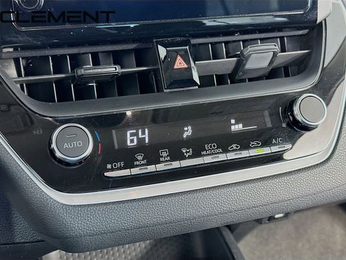 Used 2023 Toyota Corolla LE image 22