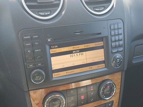 Used 2009 Mercedes-Benz ML 350 4MATIC image 23