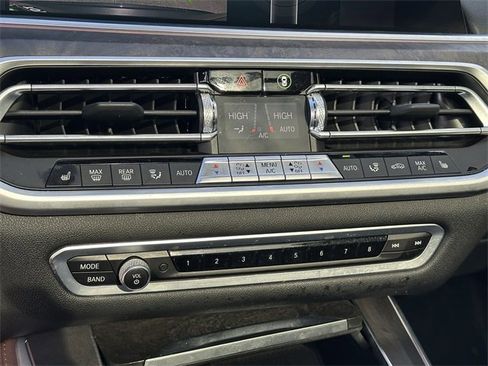 Used 2022 BMW X5 sDrive40i w/ Premium Package image 15