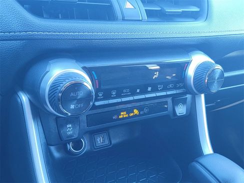 Used 2023 Toyota RAV4 XLE image 27