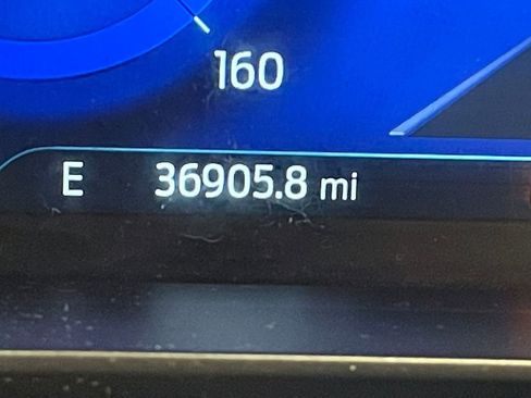 Used 2022 Ford Escape SEL w/ Technology Package image 6