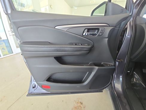 Used 2021 Honda Pilot EX-L image 23