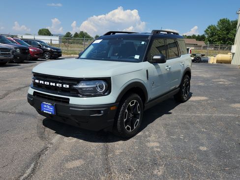 Certified 2023 Ford Bronco Sport Outer Banks AWD/4WD image 3