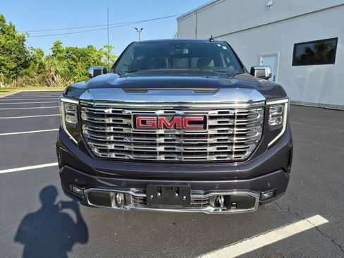 Used 2022 GMC Sierra 1500 Denali AWD/4WD image 2