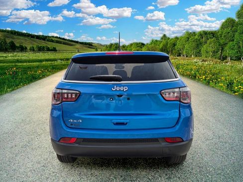 Certified 2025 Jeep Compass Sport AWD/4WD image 5