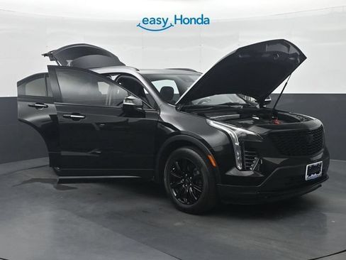 Used 2023 Cadillac XT4 Premium Luxury w/ Enhanced Visibility Package FWD image 33