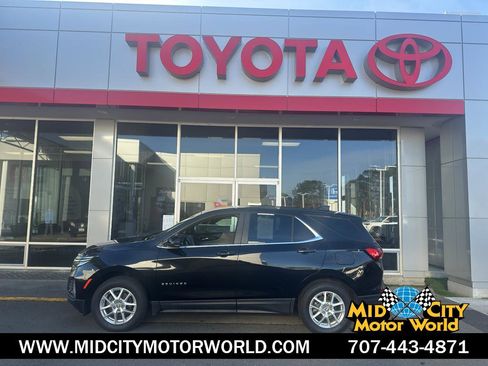 Used 2024 Chevrolet Equinox LT image 1