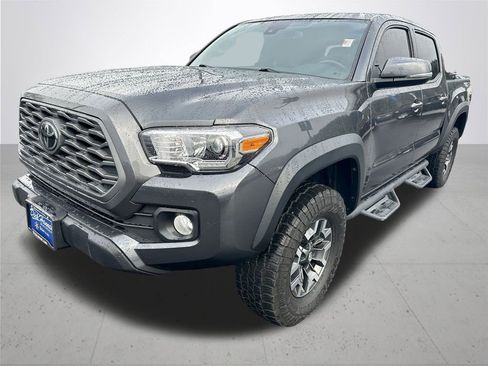 Used 2021 Toyota Tacoma TRD Off-Road w/ Technology Package image 2