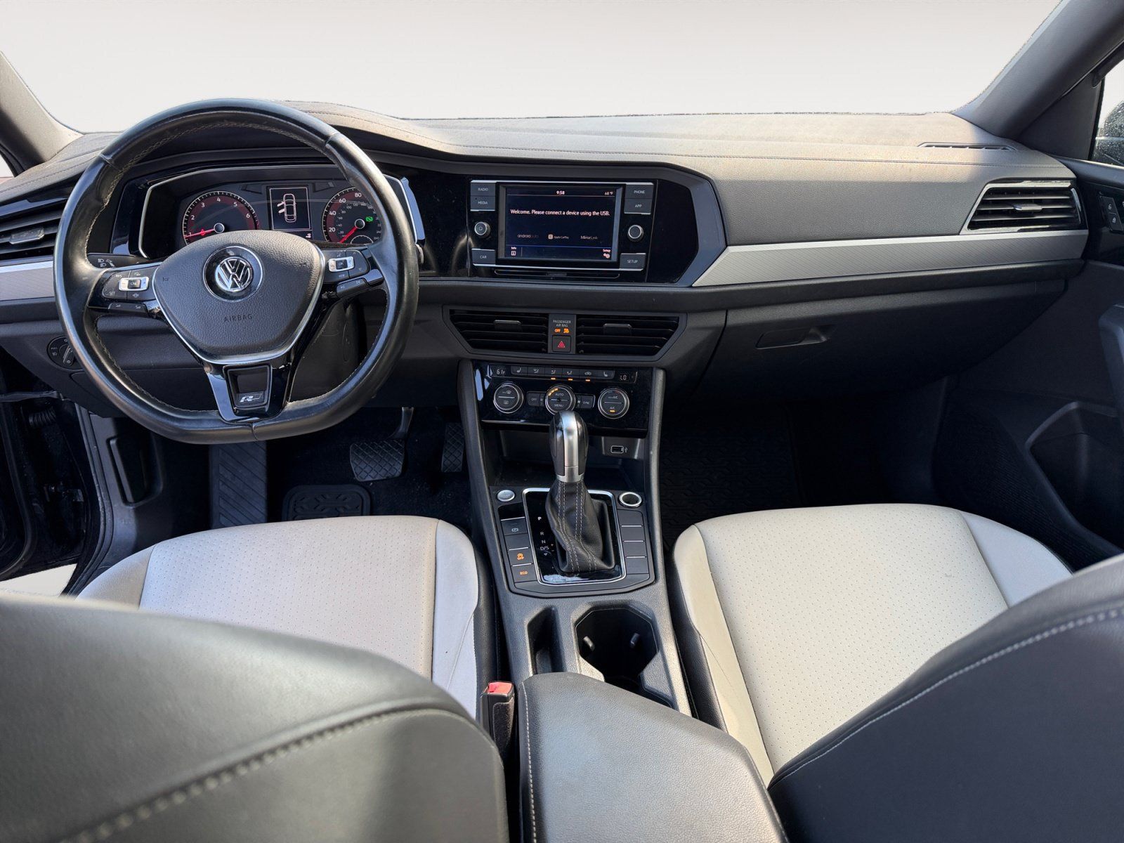 Used 2019 Volkswagen Jetta R-Line FWD image 10