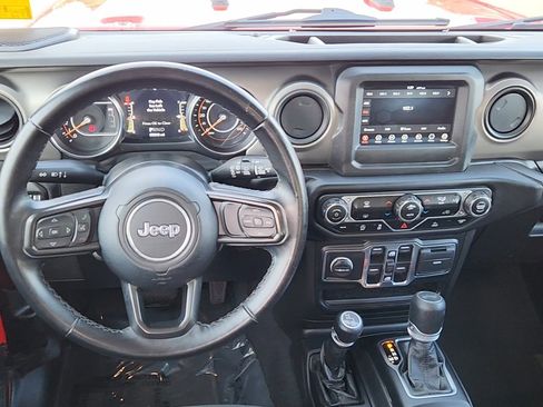 Used 2021 Jeep Wrangler Unlimited Sport image 16