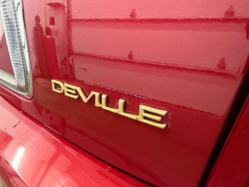 Used 2001 Cadillac De Ville w/ Comfort/Convenience Pkg FWD image 7