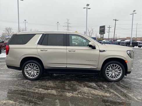 Used 2023 GMC Yukon SLT image 6