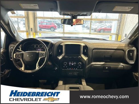 Certified 2022 Chevrolet Silverado 1500 RST image 17