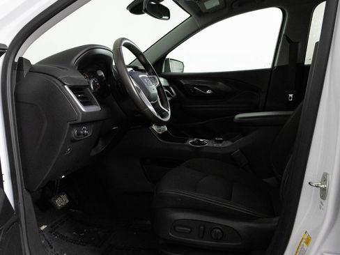 Used 2023 GMC Terrain SLE w/ Driver Convenience Package image 19