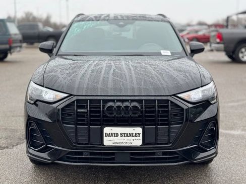 Used 2021 Audi Q3 2.0T Premium w/ Convenience Package AWD/4WD image 2