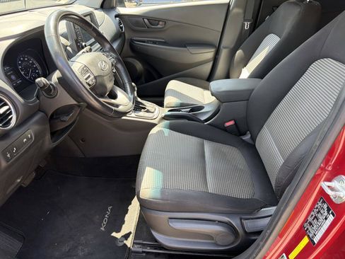 Used 2020 Hyundai Kona SEL FWD image 17