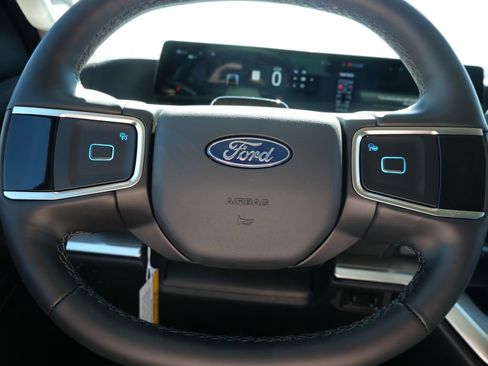 New 2026 Ford Expedition Max Platinum w/ Driver's Package AWD/4WD image 22