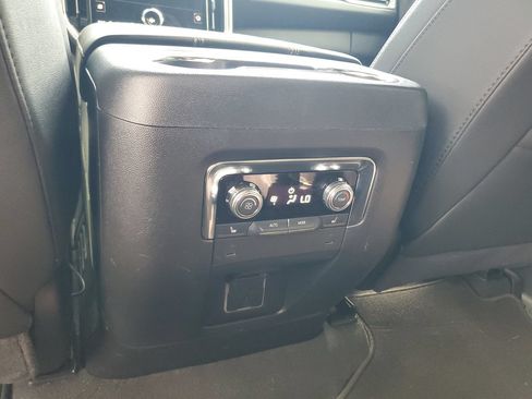 Used 2025 GMC Yukon XL Elevation RWD image 15