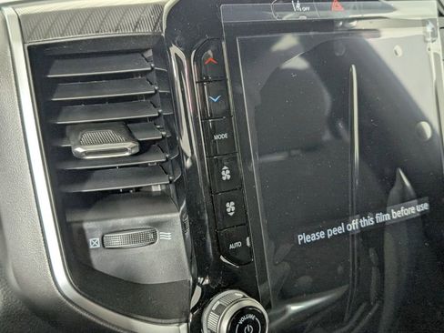 New 2026 RAM 1500 4x4 Crew Cab image 20