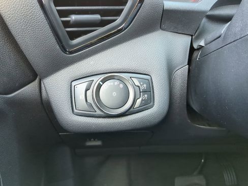 Used 2014 Ford Escape Titanium image 28