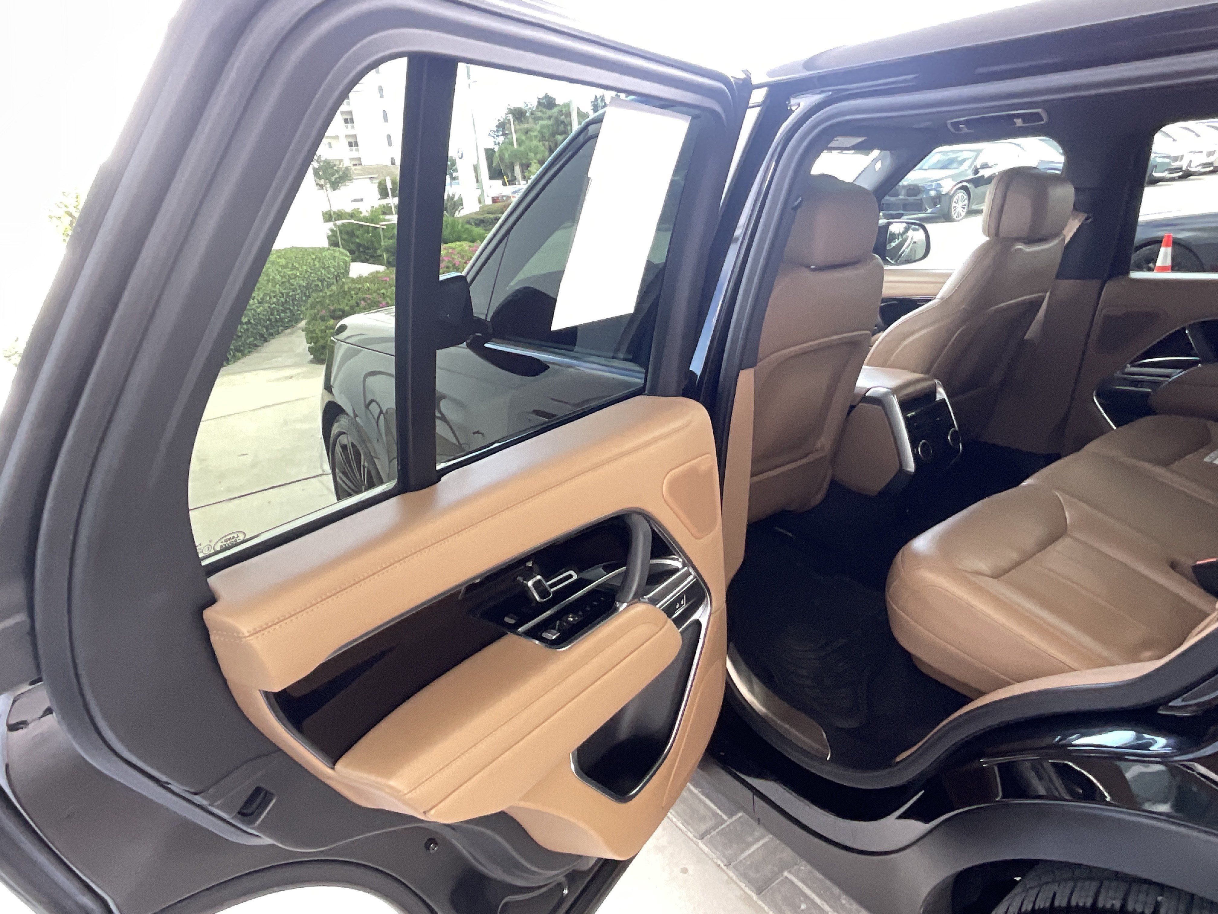 Used 2024 Land Rover Range Rover SE AWD/4WD image 22