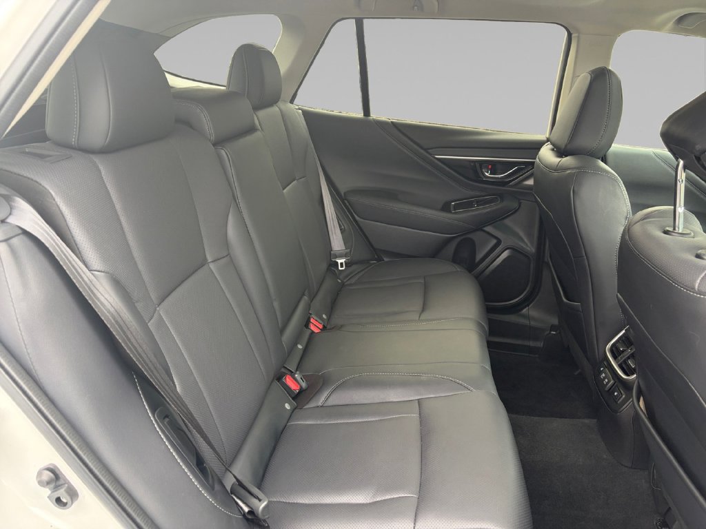 Used 2021 Subaru Outback Limited AWD/4WD image 16