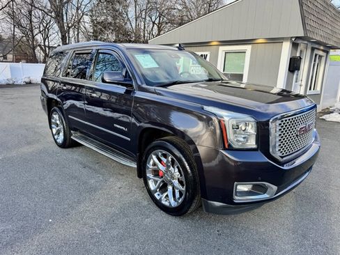Used 2016 GMC Yukon Denali w/ Enhanced Security Package image 4