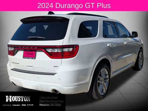 Used 2024 Dodge Durango GT image 2