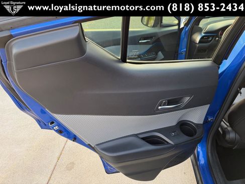 Used 2019 Toyota C-HR XLE image 14