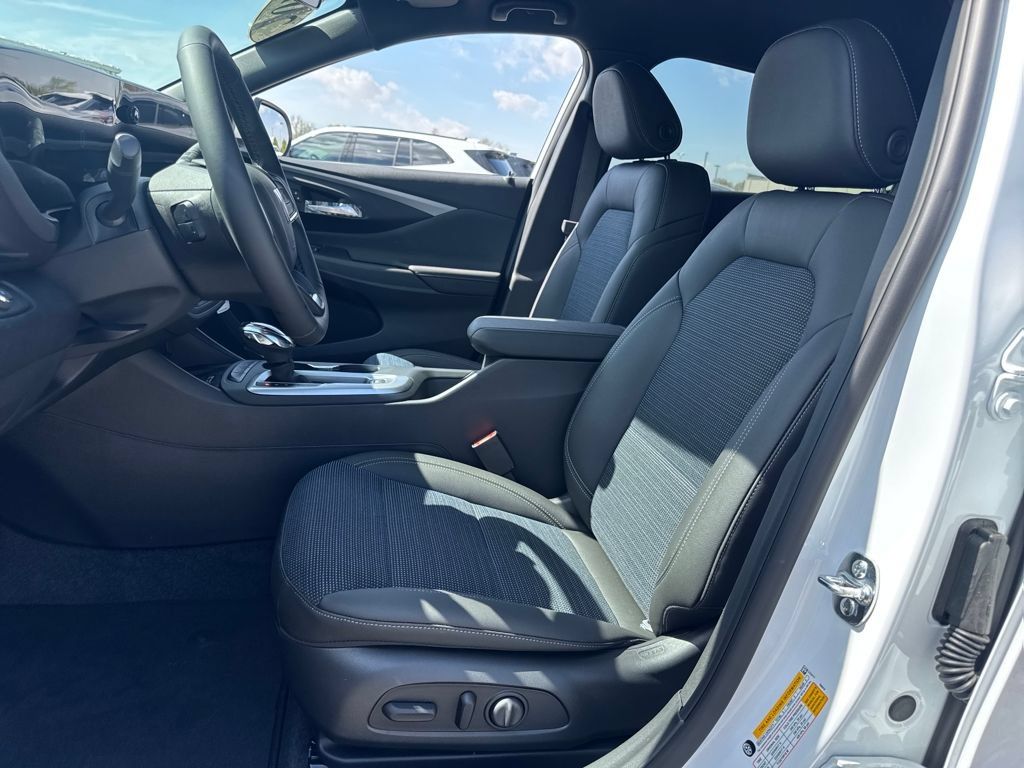 New 2026 Buick Envista Preferred w/ Convenience I Package FWD image 14