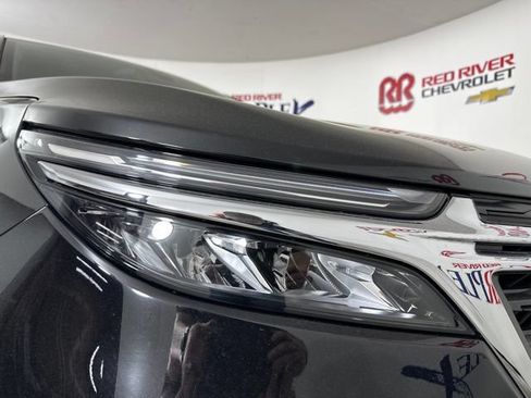 Used 2024 Chevrolet Equinox LT AWD/4WD image 28