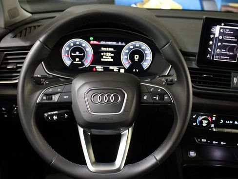 Certified 2025 Audi Q5 2.0T Premium Plus w/ Premium Plus Package image 14