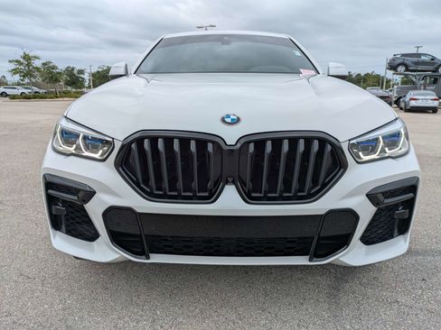 Used 2023 BMW X6 xDrive40i w/ Executive Package AWD/4WD image 3