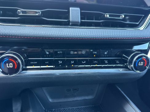 Used 2026 Chevrolet Equinox RS w/ LPO, Floor Liner Package FWD image 26