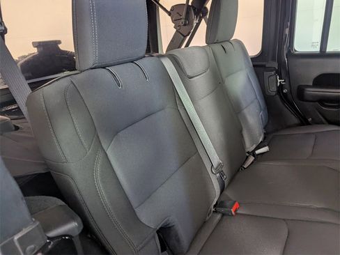 Certified 2022 Jeep Wrangler Unlimited Sport image 31