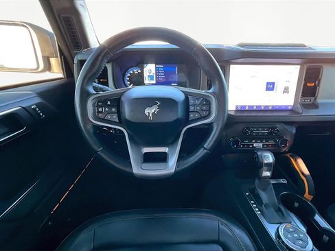 Certified 2024 Ford Bronco Badlands image 5