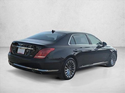 Used 2017 Genesis G90 3.3T Premium image 5