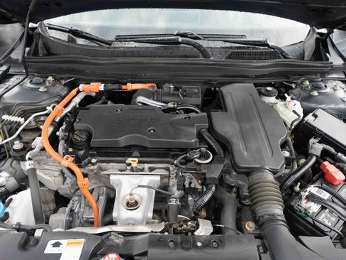 Certified 2022 Honda Accord Touring image 30