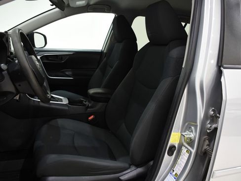 Used 2019 Toyota RAV4 LE w/ All Weather Liner Package image 22