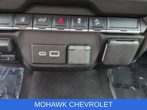 Used 2025 Chevrolet Silverado 2500 Custom w/ Custom Convenience Package AWD/4WD image 36