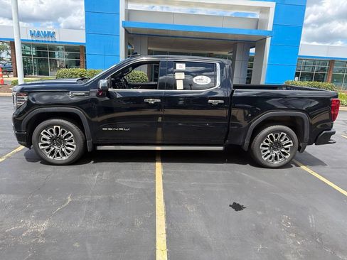 Used 2023 GMC Sierra 1500 Denali Ultimate AWD/4WD image 1
