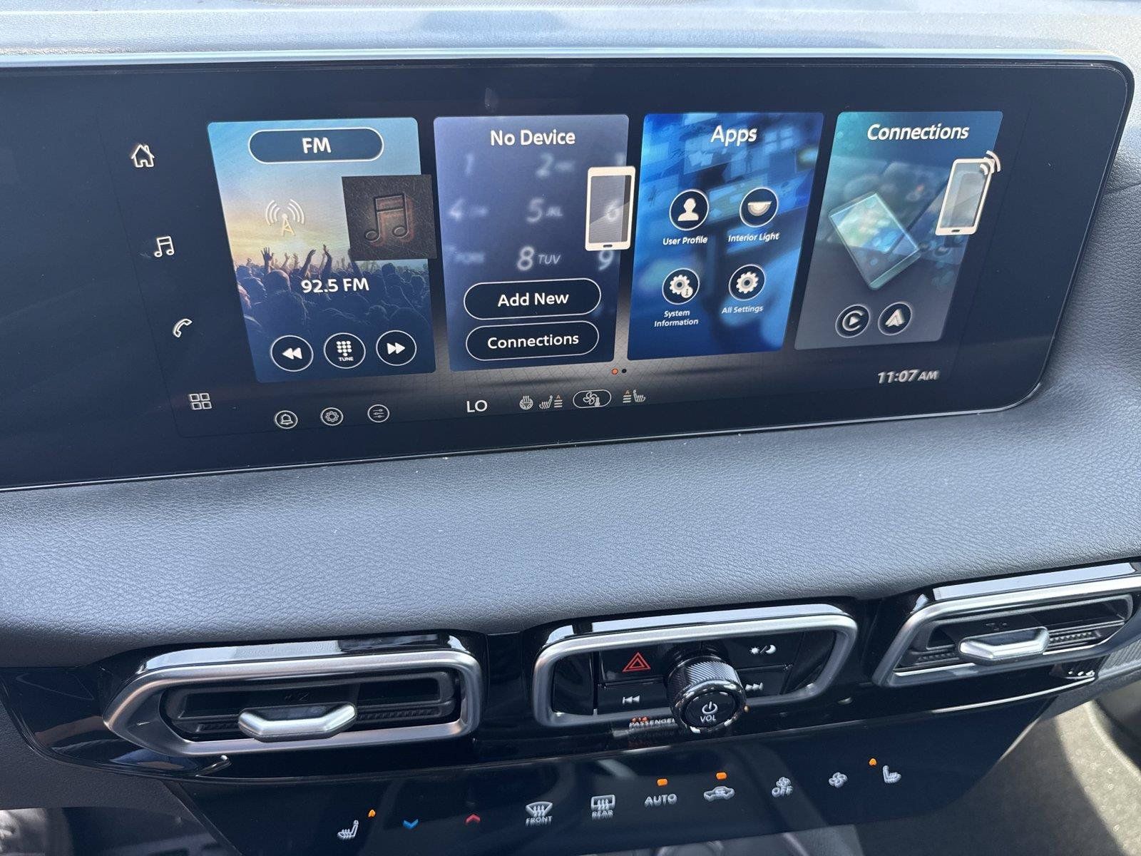 New 2027 Nissan Sentra SV w/ SV Convenience Package FWD image 19