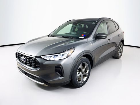 Used 2025 Ford Escape ST-Line image 4