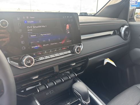 New 2026 Chevrolet Colorado Z71 w/ Z71 Convenience Package 2 image 24