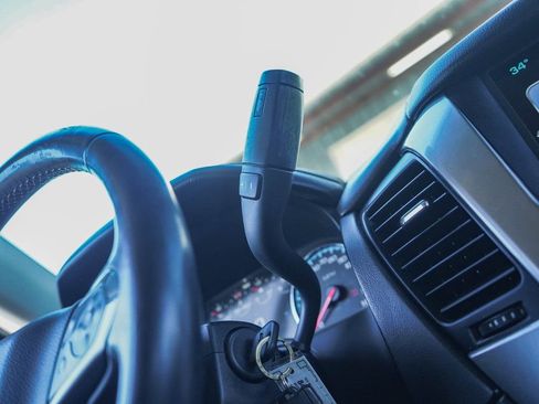 Used 2017 Chevrolet Tahoe LT image 23