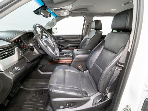 Used 2018 GMC Yukon SLT image 16