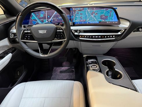 New 2026 Cadillac Lyriq Sport AWD/4WD image 4