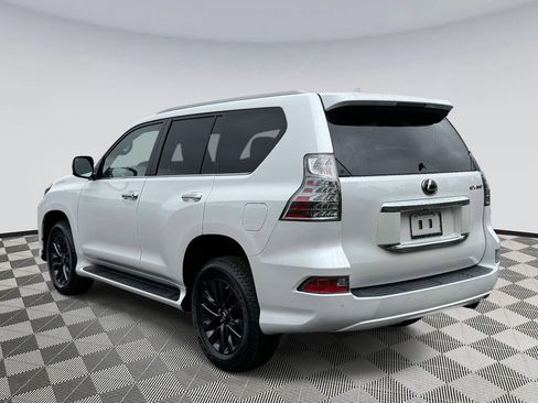 Used 2023 Lexus GX 460 Premium w/ Premium Package AWD/4WD image 4